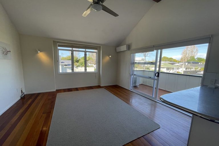 Photo of property in 35 Alma Road, Milford, Auckland, 0620