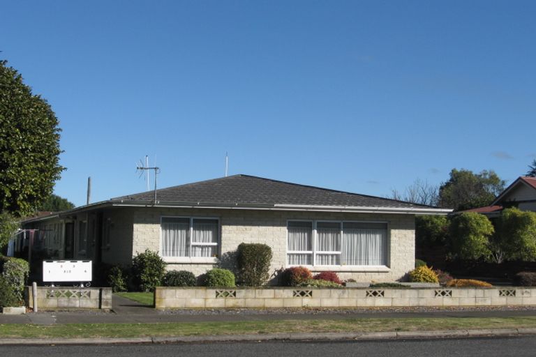 Photo of property in 2/512 Fitzroy Avenue, Hastings, 4122