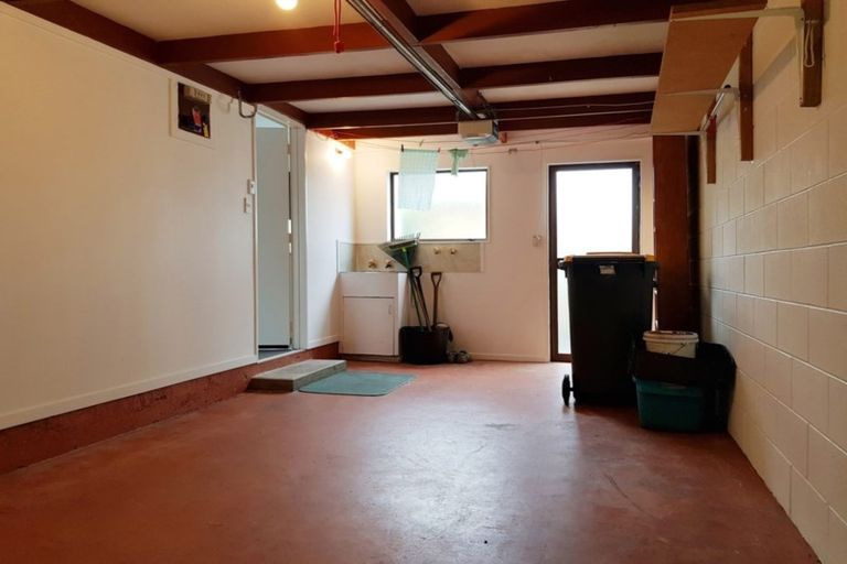 Photo of property in 4/25 Waterview Road West, Takanini, 2112