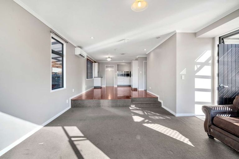 Photo of property in 8 Doctors Hill Road, Maungaturoto, 0520