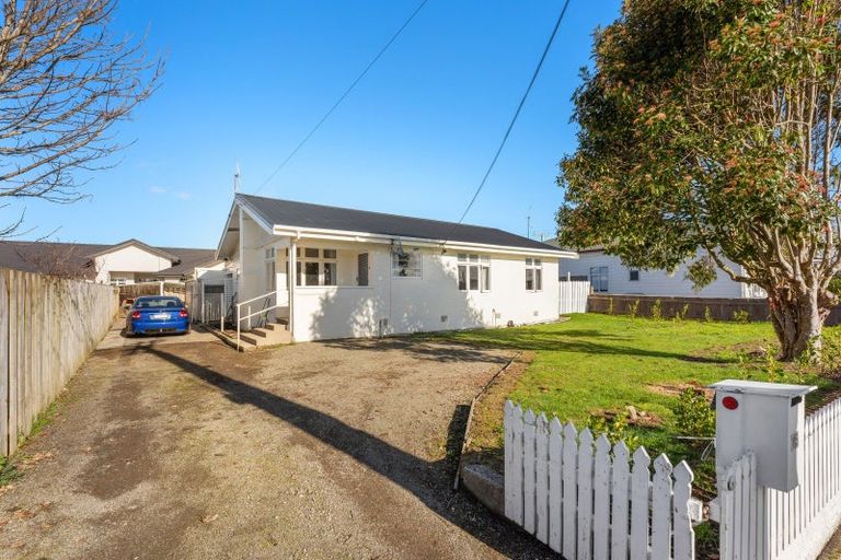 Photo of property in 15 Dawson Street, Pahiatua, 4910