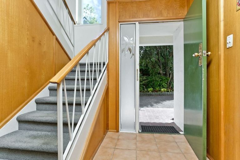 Photo of property in 1/11 Bayview Road, Hauraki, Auckland, 0622