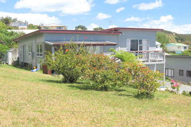 Photo of property in 8 Leslie Road, Cable Bay, 0420