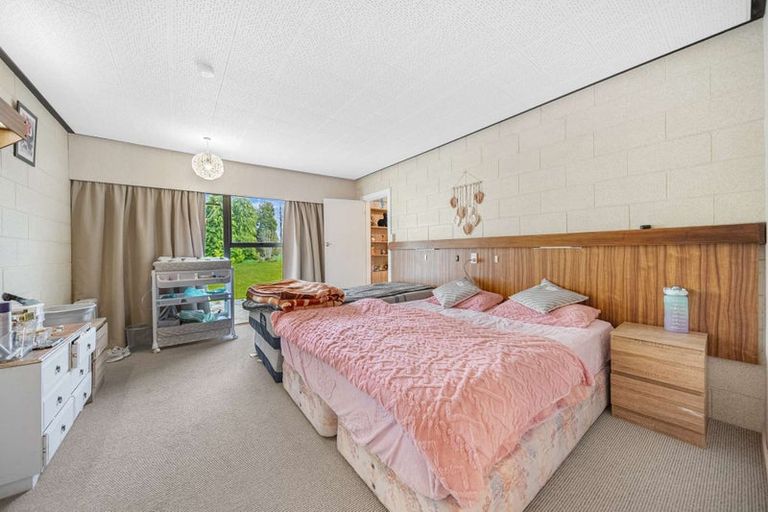 Photo of property in 15 Burnby Place, Te Anau, 9679