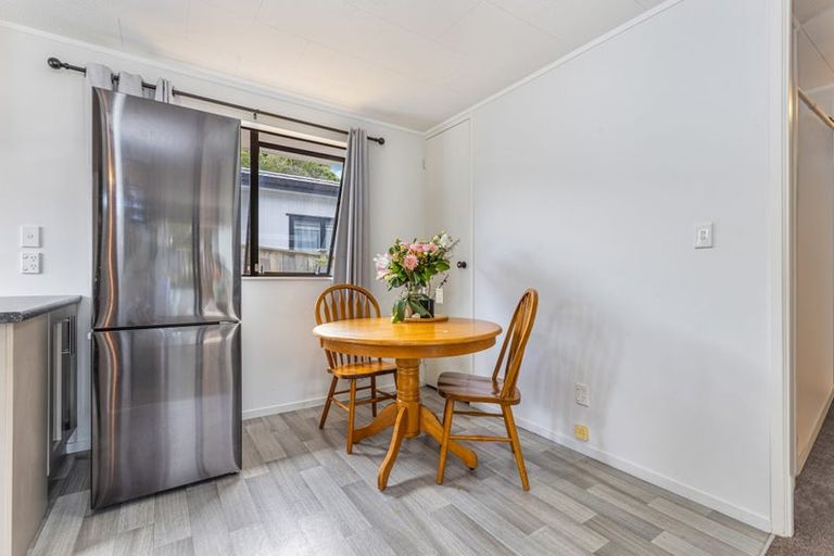 Photo of property in 7d Collingwood Road, Waiuku, 2123