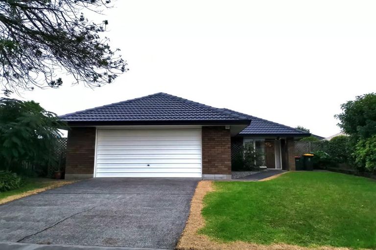 Photo of property in 1/9 Travers Place, Northpark, Auckland, 2013