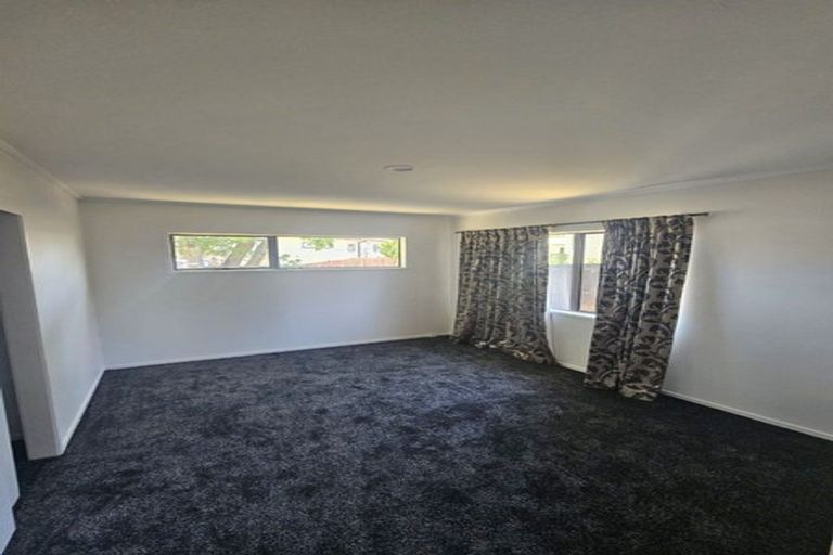 Photo of property in 16 Limond Street, Randwick Park, Auckland, 2105