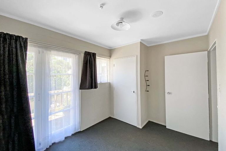 Photo of property in 1/11 Rotoiti Street, Johnsonville, Wellington, 6037