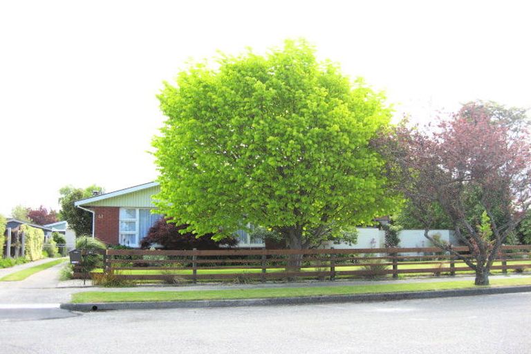Photo of property in 41 Ashgrove Street, Rangiora, 7400