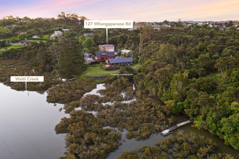Photo of property in 127 Whangaparaoa Road, Red Beach, 0932