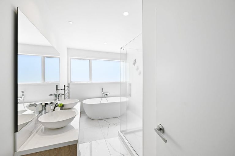 Photo of property in 33 Roy Hilton Drive, Flagstaff, Hamilton, 3210