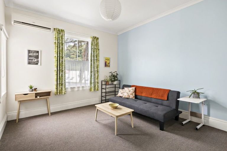 Photo of property in 202 Aro Street, Aro Valley, Wellington, 6021