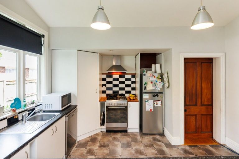 Photo of property in 619a Ferguson Street, Terrace End, Palmerston North, 4410