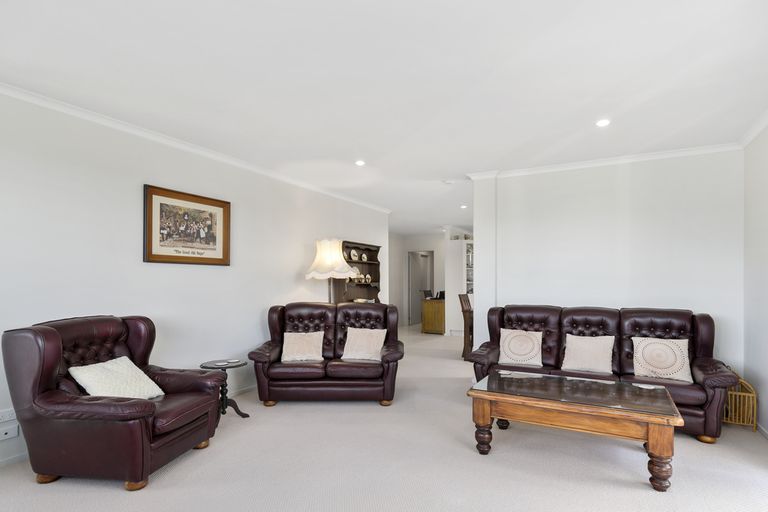 Photo of property in 17 Galloway Crescent, Pyes Pa, Tauranga, 3112