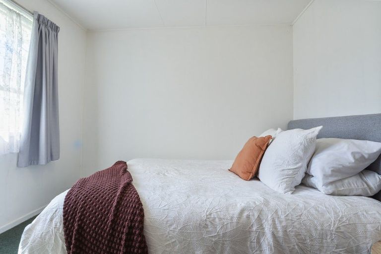 Photo of property in 1 Bay Grove, Pukehangi, Rotorua, 3015