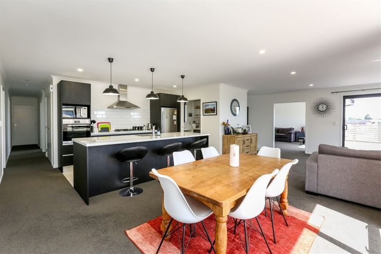 Photo of property in 29 Jules Crescent, Bell Block, New Plymouth, 4312
