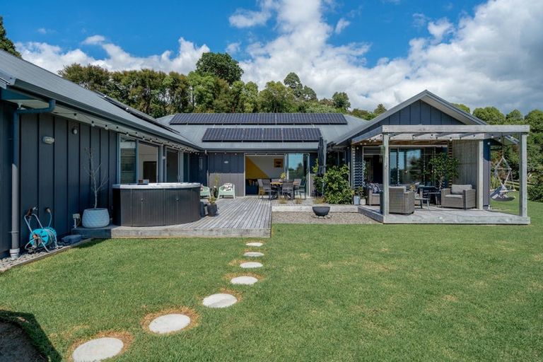 Photo of property in 20 Riverstone Drive, Welcome Bay, Tauranga, 3112