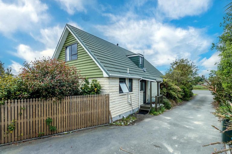 Photo of property in 14 Gorge Road, Waimate, 7924