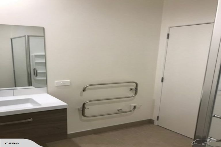 Photo of property in 35 Kanuka Road, Hobsonville, Auckland, 0616