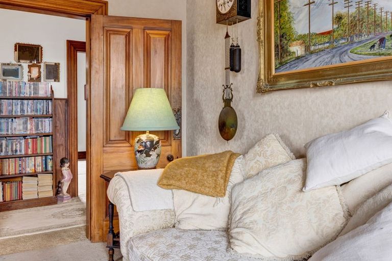 Photo of property in 45 Dives Avenue, Hawera, 4610