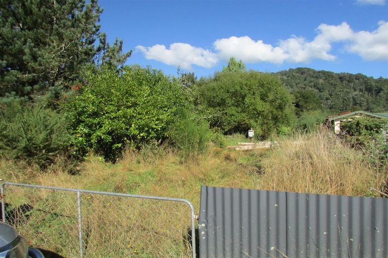 Photo of property in 87 Main Road, Blackball, 7804