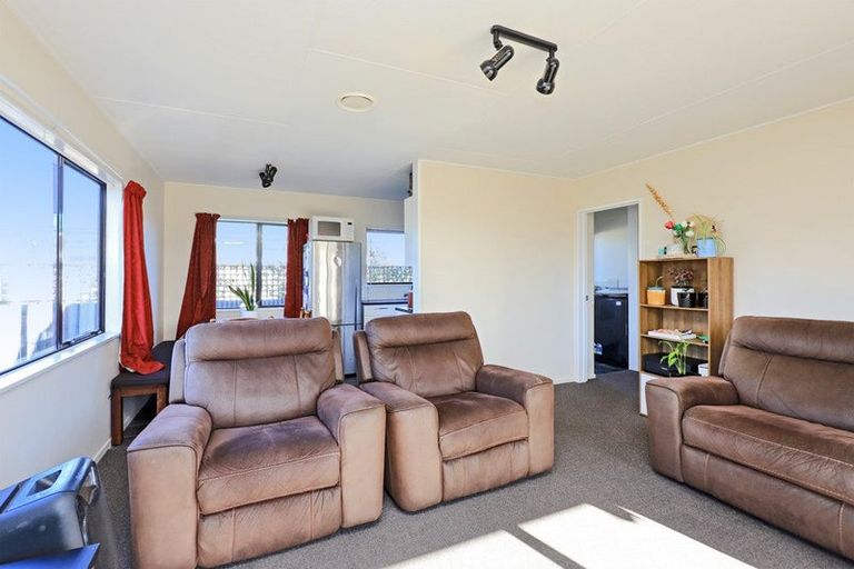 Photo of property in 200a Grove Road, Mayfair, Hastings, 4122