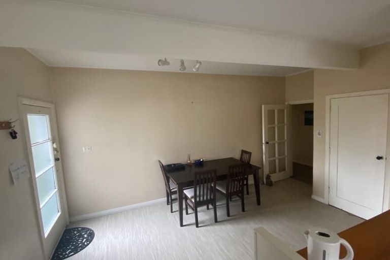 Photo of property in 145a Onslow Road, Khandallah, Wellington, 6035