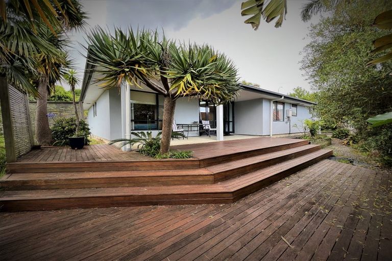 Photo of property in 60 Spencer Road, Pinehill, Auckland, 0632