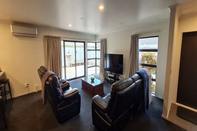 Photo of property in 205a Wainuiomata Road, Wainuiomata, Lower Hutt, 5014
