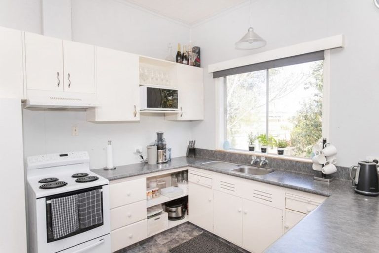 Photo of property in 38 Lyndhurst Street, Awapuni, Gisborne, 4010