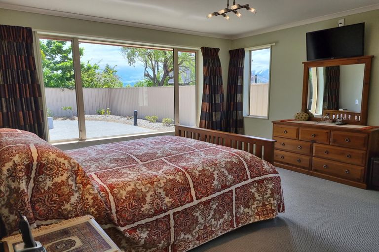Photo of property in 53 Murray Place, Lake Tekapo, 7999