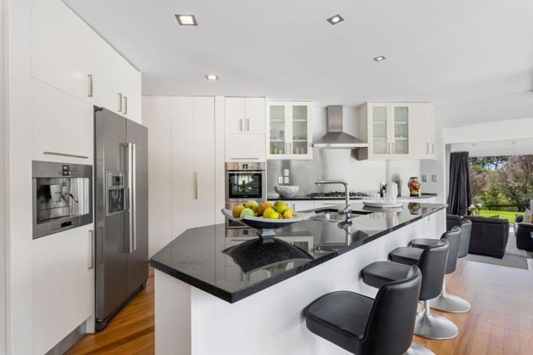 Photo of property in 206 Trigg Road, Kumeu, 0891