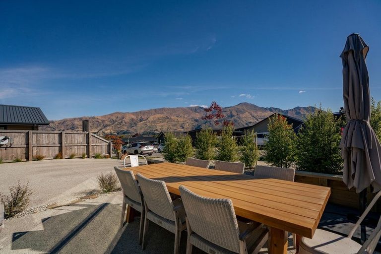 Photo of property in 29 Clearview Street, Wanaka, 9305