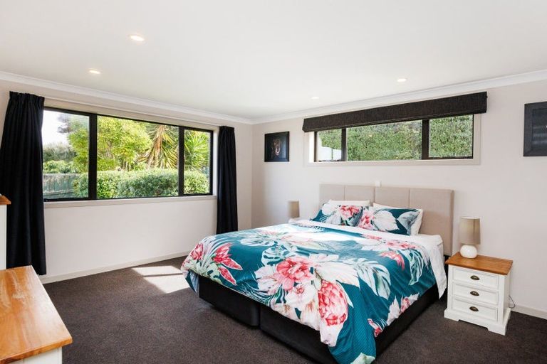 Photo of property in 24 Heatherlea Heights, Feilding, 4702