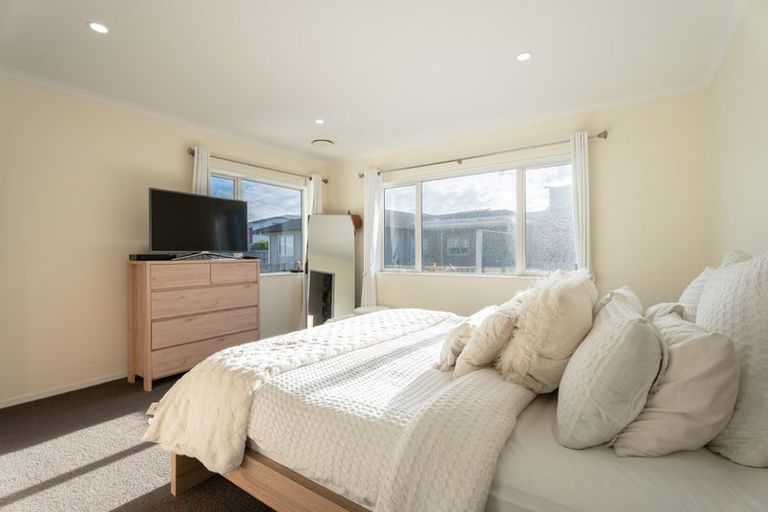 Photo of property in 25 Trelawny Terrace, Grenada Village, Wellington, 6037