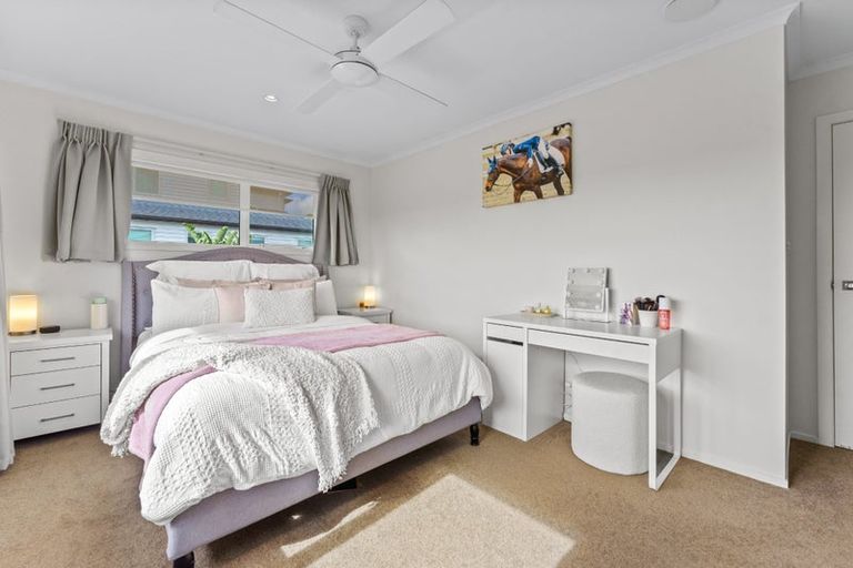 Photo of property in 10a Mackay Drive, Greenhithe, Auckland, 0632