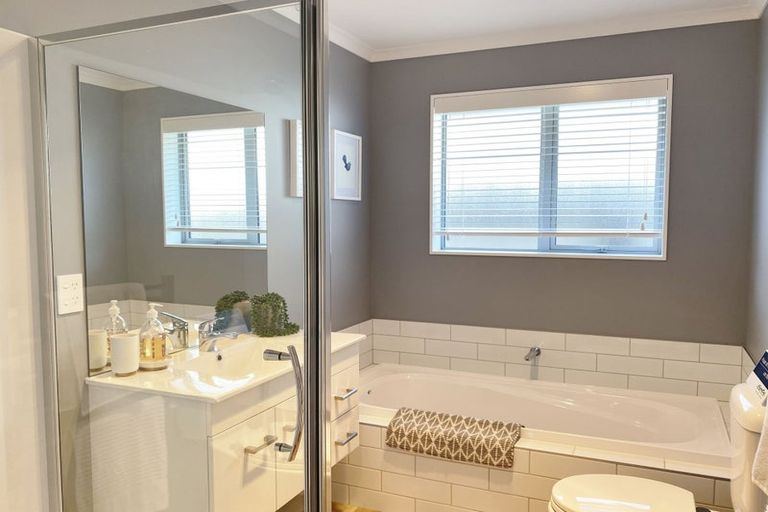 Photo of property in 39 Prestons Park Drive, Marshland, Christchurch, 8083