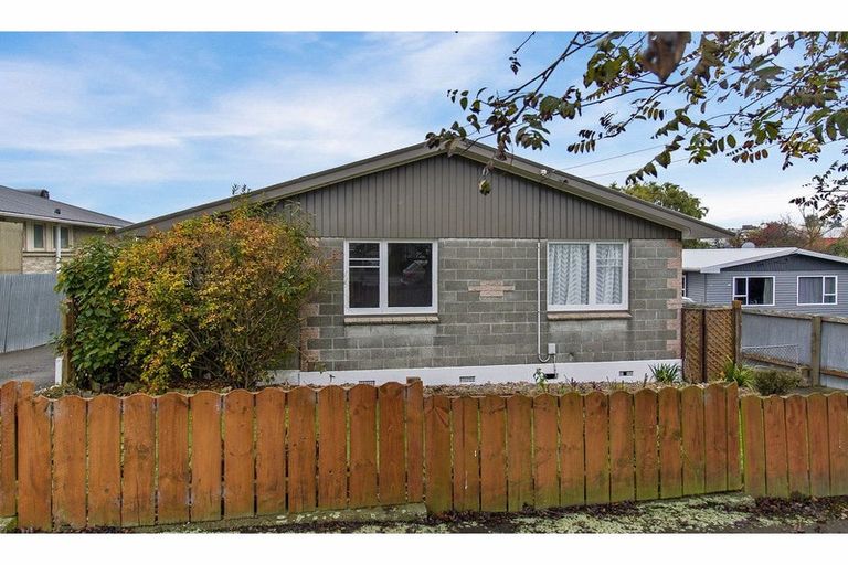 Photo of property in 13 Grants Road, Marchwiel, Timaru, 7910