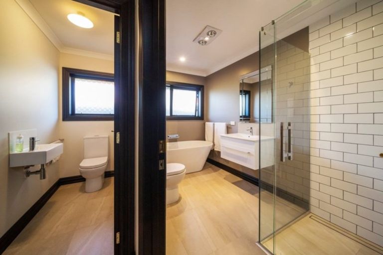 Photo of property in 7 Cameron Street, Hawera, 4610