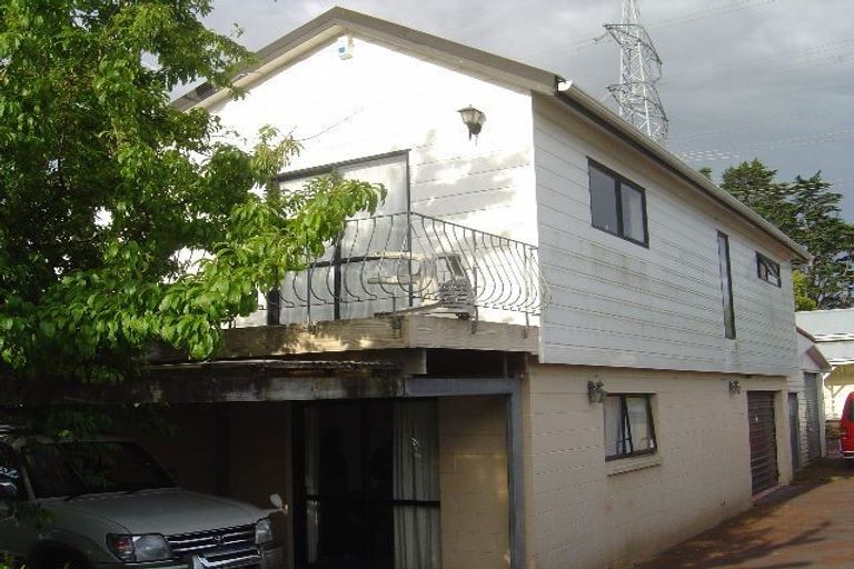 Photo of property in 1/108 Portage Road, New Lynn, Auckland, 0600