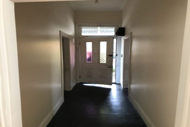 Photo of property in 214 Adelaide Road, Newtown, Wellington, 6021