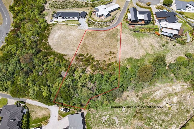 Photo of property in 34 Peregrine Place, Kinloch, Taupo, 3377