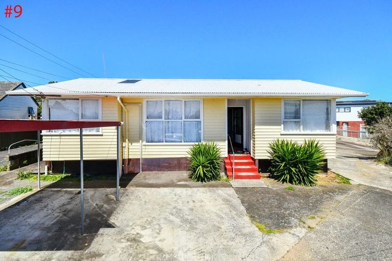 Photo of property in 9 Athelstan Place, Otara, Auckland, 2023