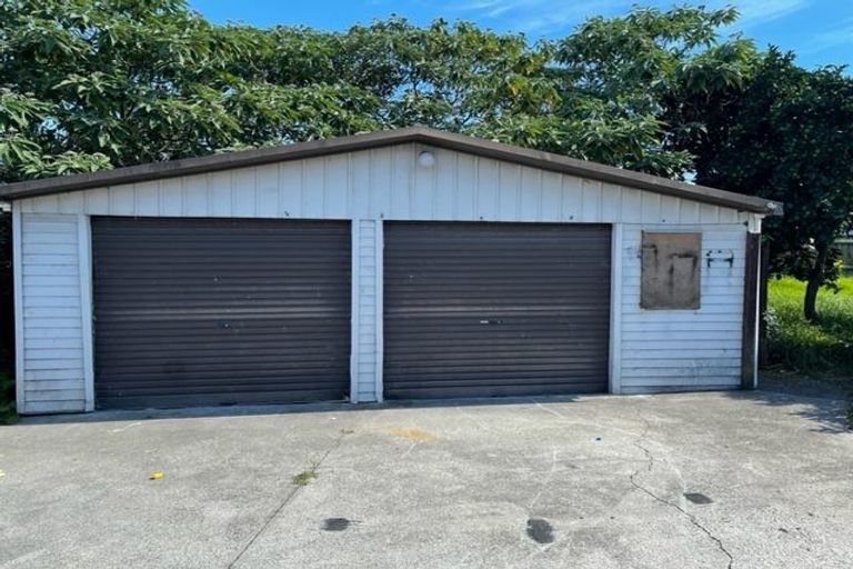 Photo of property in 15 Selago Place, Manurewa, Auckland, 2102