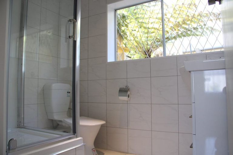 Photo of property in 50 Knightsbridge Drive, Forrest Hill, Auckland, 0620