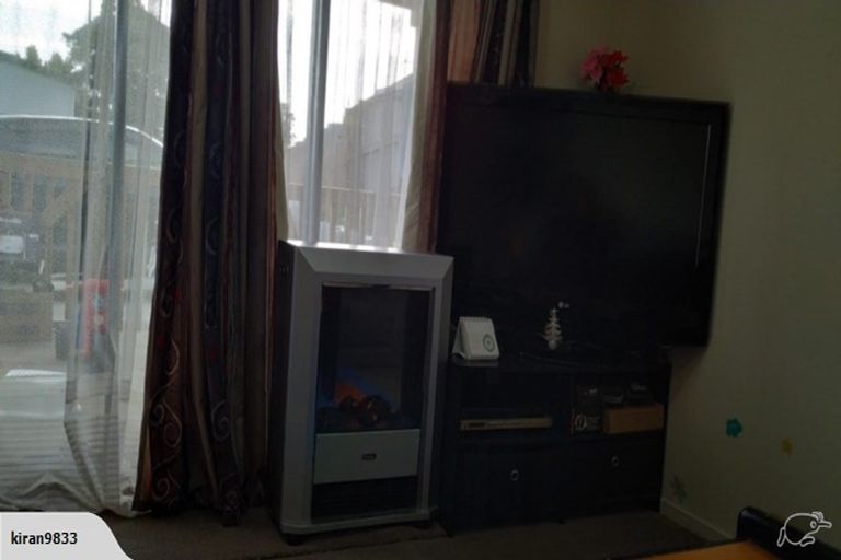 Photo of property in 27b Stott Avenue, Birkdale, Auckland, 0626