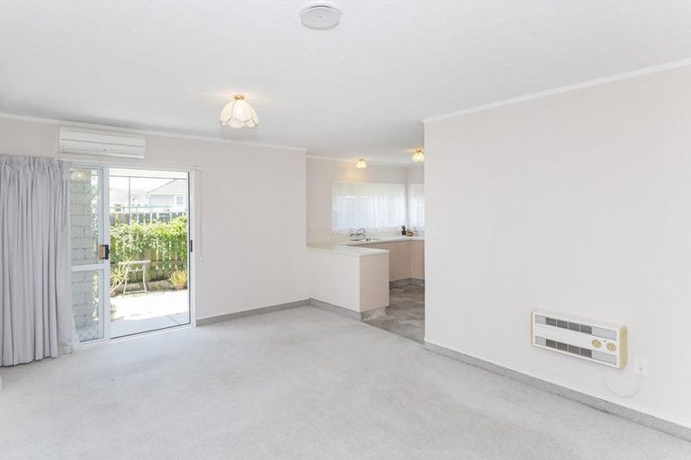 Photo of property in 12b Goldsmith Street, Elgin, Gisborne, 4010