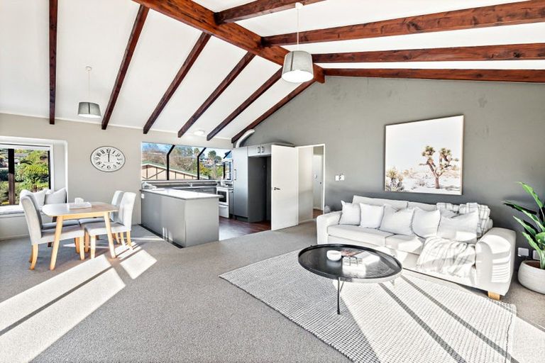 Photo of property in 1/12 Ferndown Close, Brookfield, Tauranga, 3110