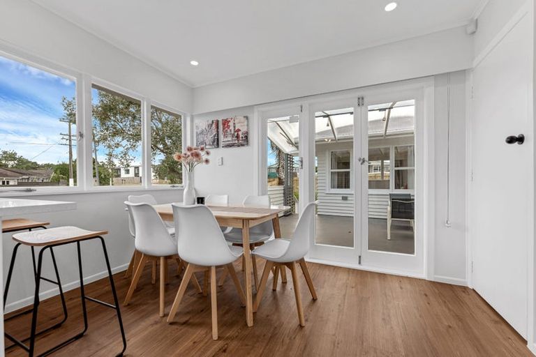 Photo of property in 10 Mildmay Road, Henderson, Auckland, 0610