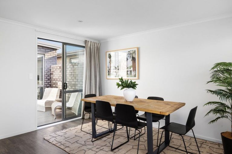 Photo of property in 16 Scoria Close, Pyes Pa, Tauranga, 3112